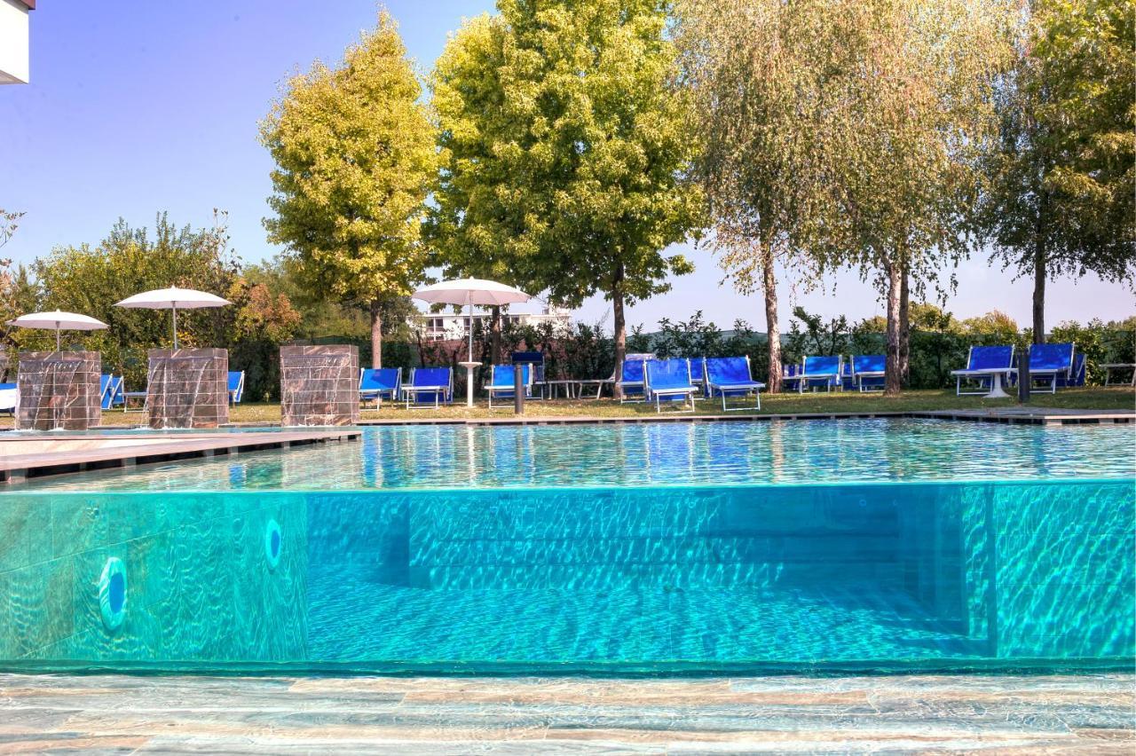 Hotel Terme Belsoggiorno อาบาโนแตร์เม ภายนอก รูปภาพ