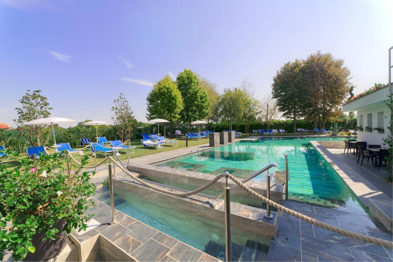Hotel Terme Belsoggiorno อาบาโนแตร์เม ภายนอก รูปภาพ