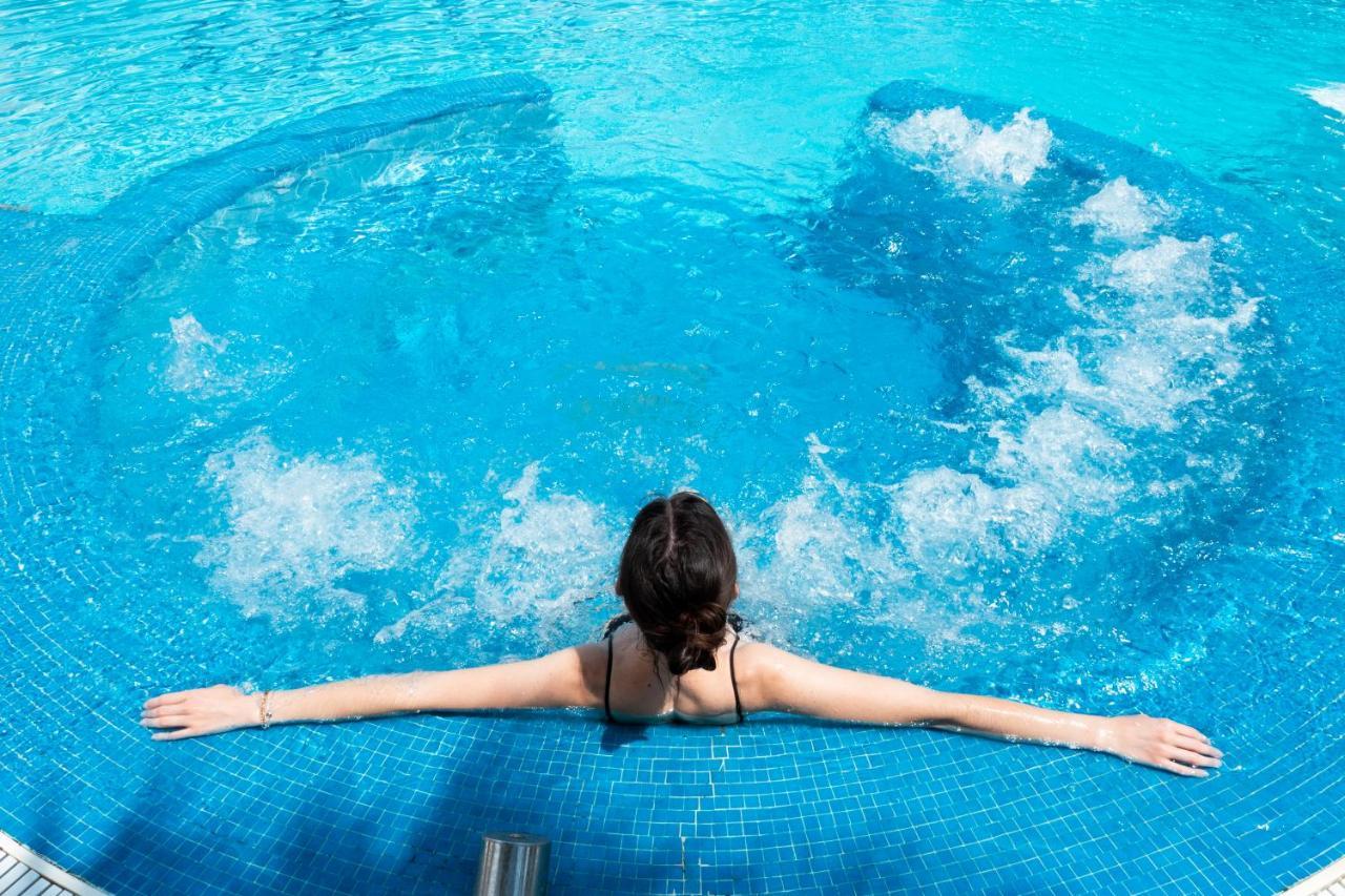Hotel Terme Belsoggiorno อาบาโนแตร์เม ภายนอก รูปภาพ