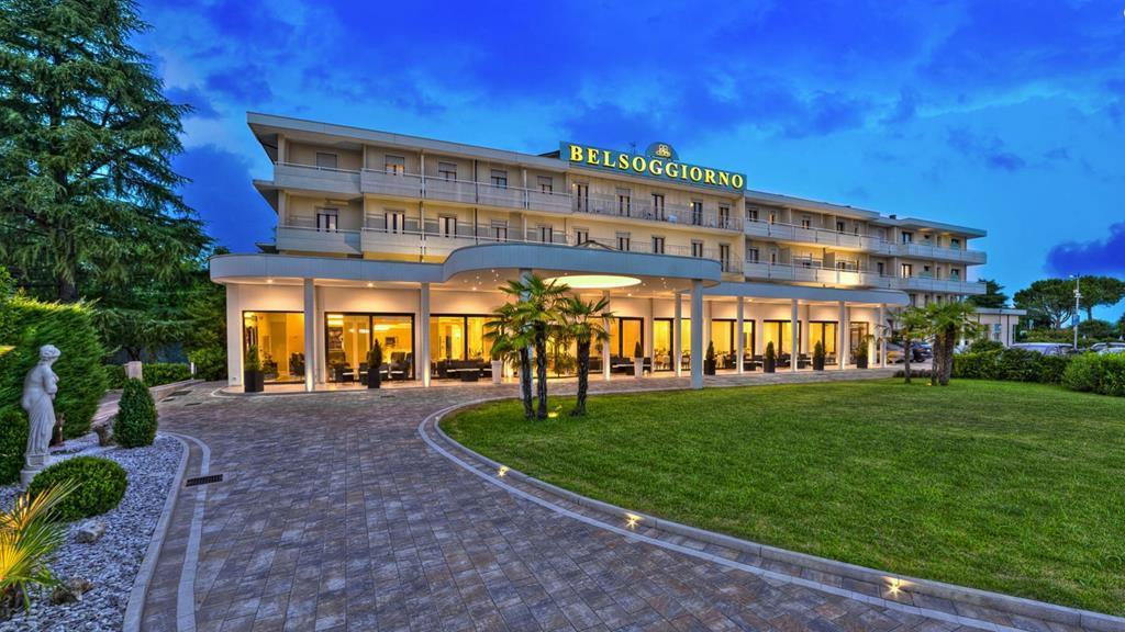 Hotel Terme Belsoggiorno อาบาโนแตร์เม ภายนอก รูปภาพ